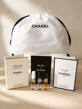 CHANEL Trio + Pouch